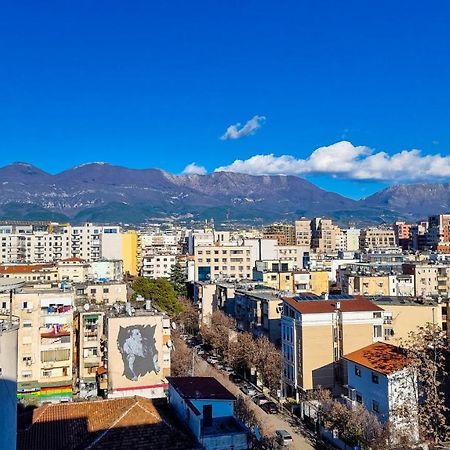 Skyline View 2Br Apartment 地拉那 外观 照片